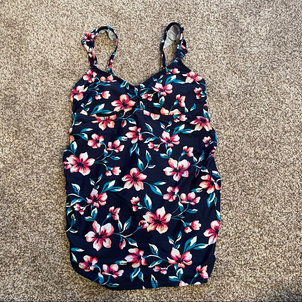Isabel M Maternity swim